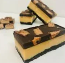 Choc Caramel with MARS slice (10) Cakes by Sweethearts